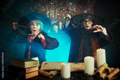 Plakat w ramie Boys Wizards Casting