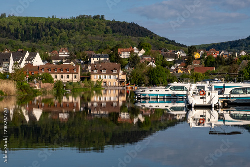 Vue sur la port de plaisance de Saverne (Alsace, France)