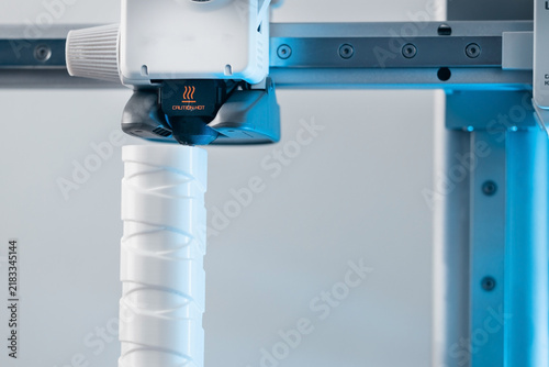 Modern additive manufacturing printhead during calibration proces