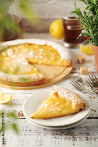 Konstfotografi A tart with lemon marmalade served on the table