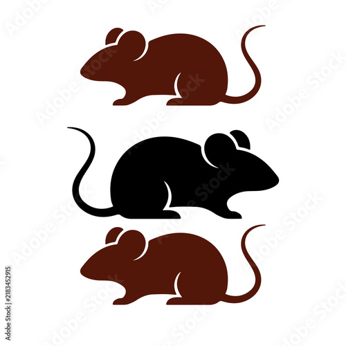 Black mouse silhouette against a transparent checkered background