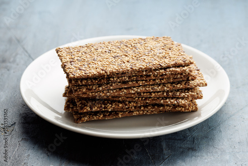 Canvastavla Wholegrain Crispbread with Sesame and Flax Seeds