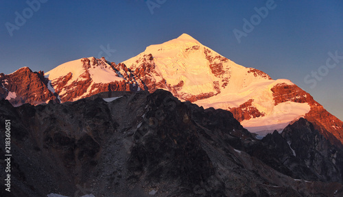Canvastavla Wonderful summer view  of Tetnuldi peak
