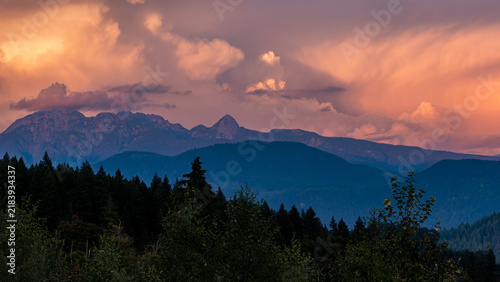 Фотография Dramatic Sunset Clouds Over the Mountains from Burke Mountain, Coquitlam