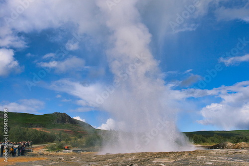 Quadro su tela Reykjavik,Iceland - August 31, 2026: Geyser eruption at Geysir in Iceland