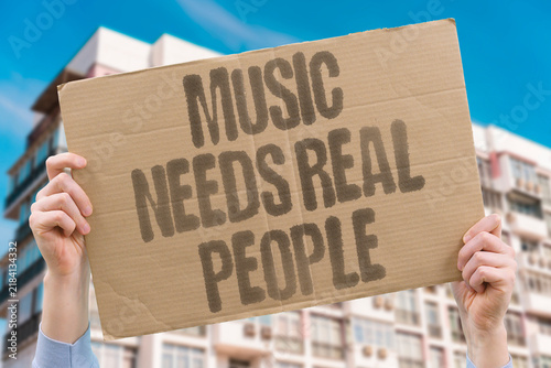 Canvastavla "Music Needs Real People" Emphasis on human musicianship versus automation