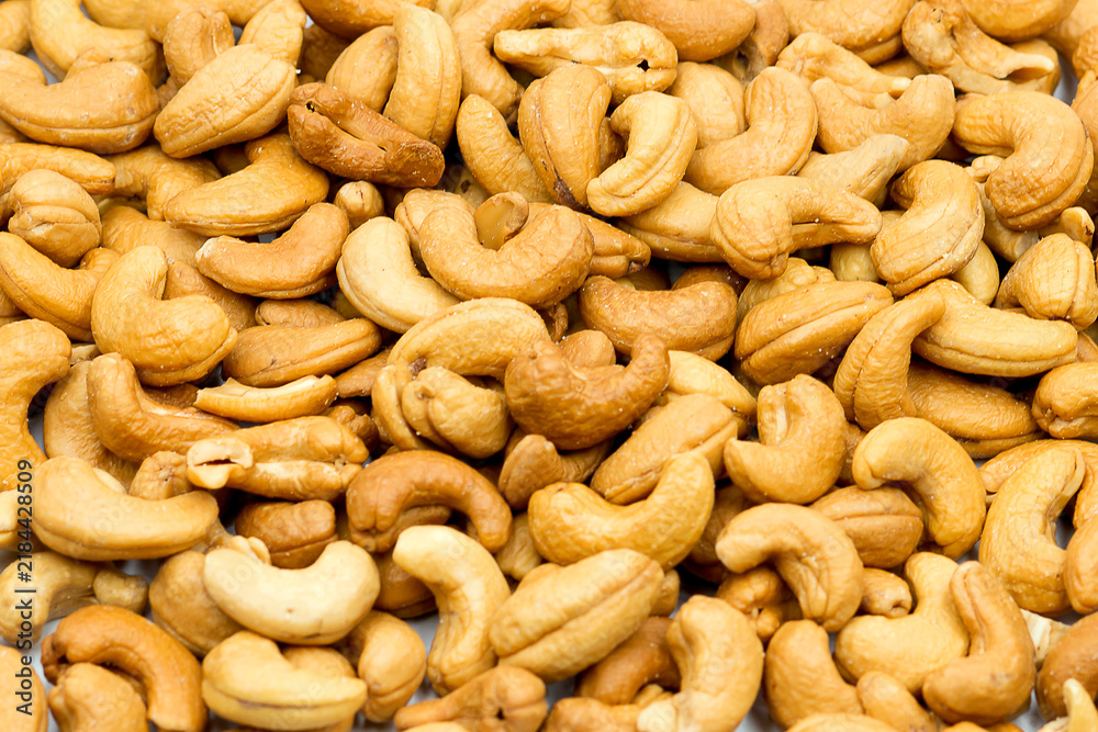 Fototapeta premium Cashews are made into food.