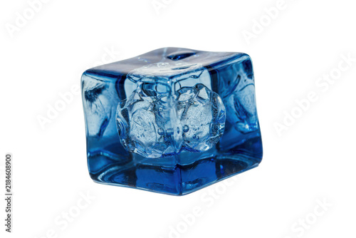 Plakat A single translucent blue ice cube with internal fractures and bubbles isolated on a transparent background