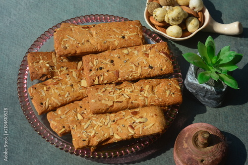 Картината върху платно Almond Strips,crunchy and fulfilling snack made for a memory  lifetime