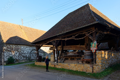 Staufen im Breisgau - Grunern - historisches Keltersystem