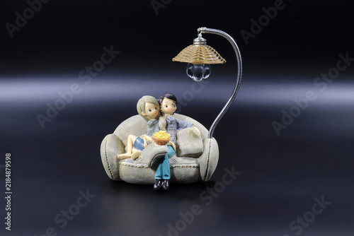Decorative figurine of lovers. Table lamp.