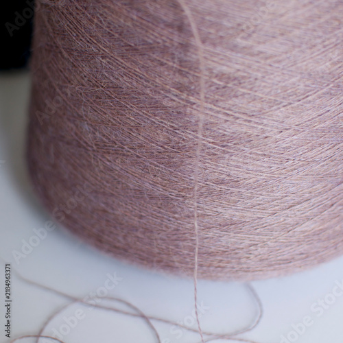 Принти на полотні pink yarn