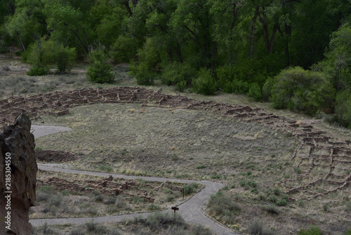 Картината върху платно Historic Multistory Pueblo Village at Bandelier National Monument