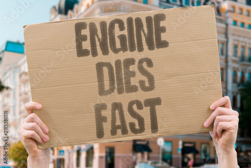 Foto "Engine Dies Fast" Powerplant systems fail prematurely causing vehicle immobility
