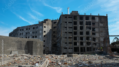 日本の近代化を支えた軍艦島（Gunkanjima, Hashima）