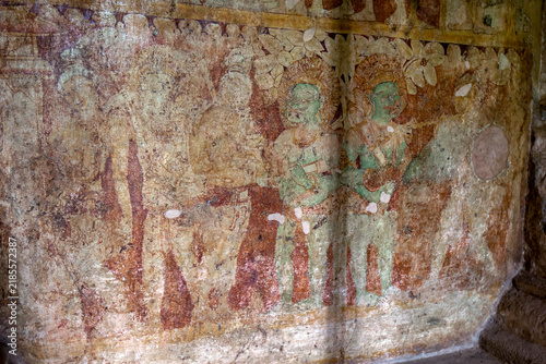 фотографія A fresco on a wall within the Thivanka Image House (Image House of Jetavanarama) built by King Parakramabahu the Great in 1153-1186 at Polonnaruwa in Sri Lanka