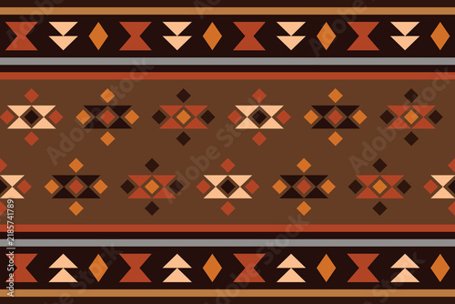 Фотография Rustic brown Southwestern seamless pattern with horizontal geometric diamond and triangle motifs encased in decorative borders