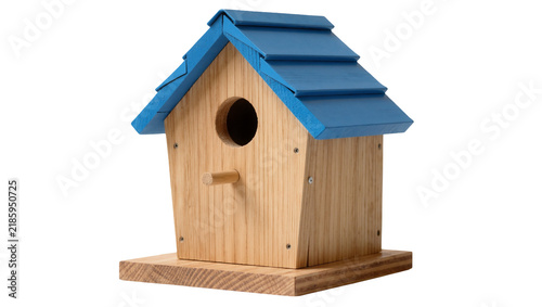 фотографія Wooden birdhouse with blue shingled roof and perch, isolated on transparent back