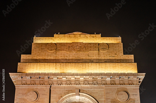 Foto Illuminated India Gate at night