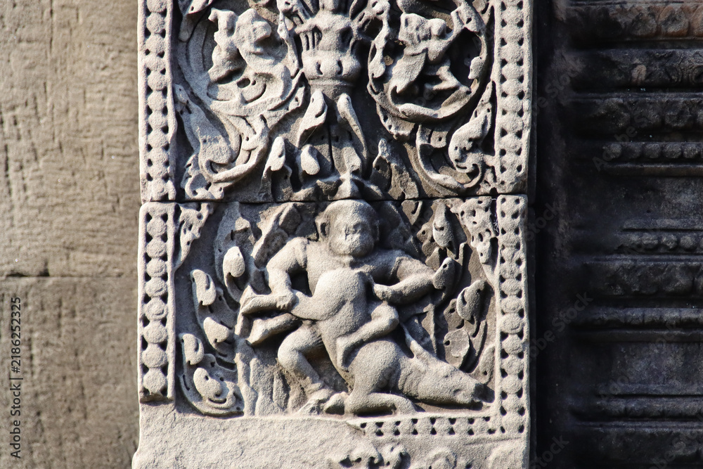 Obraz premium ruined buddhist and hindu khmer temple (banteay samre) in angkor in siem reap in cambodia 