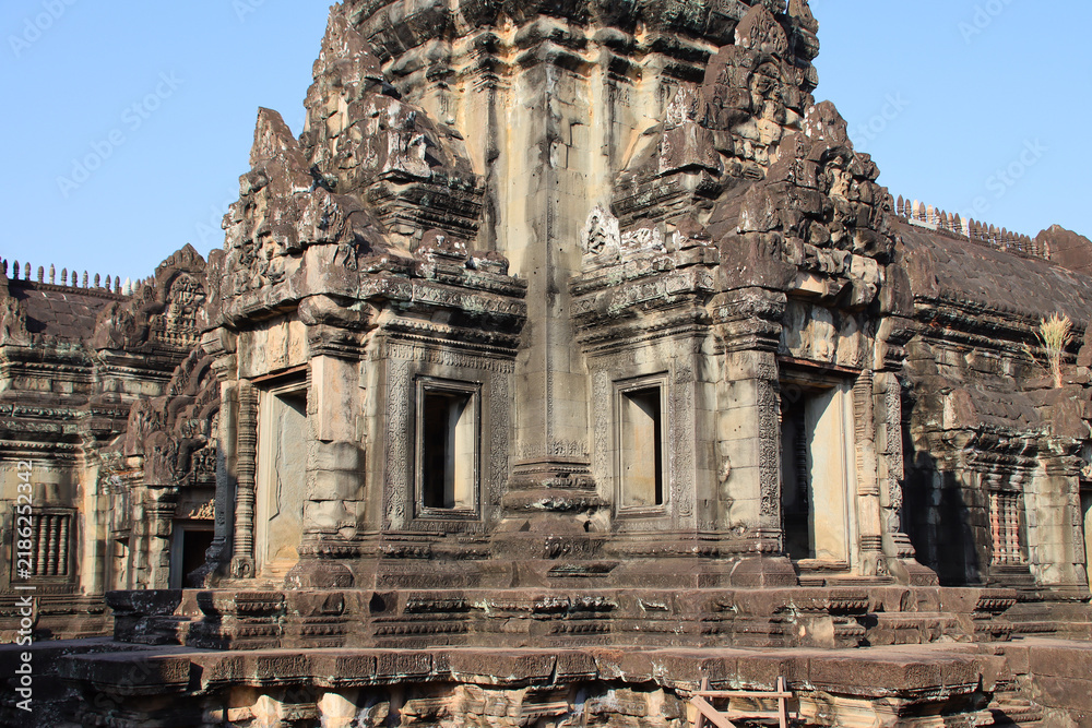 Obraz premium ruined buddhist and hindu khmer temple (banteay samre) in angkor in siem reap in cambodia 