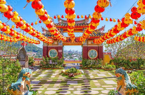 Quadro su tela Kek Lok Si Tempel ist die größte buddhistische Tempelanlage Malaysias in Air Itam, einem Vorort von George Town auf der Insel Penang