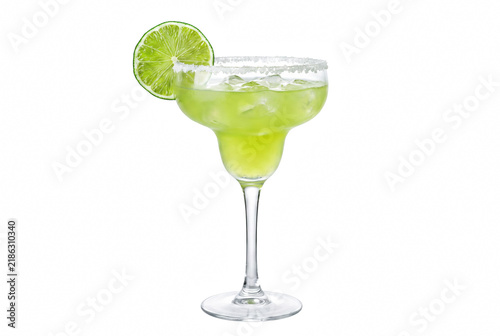 Bild auf Leinwand Refreshing Classic Lime Margarita Cocktail with Salted Rim and Garnish