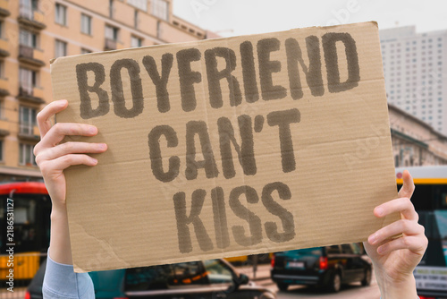 Canvas Print "Boyfriend can't kiss" Partner engagement in public affection prohibited