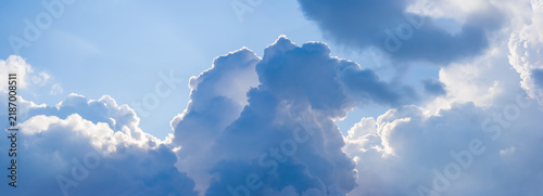 Canvas Print dense cumulus cloudy sky natural background