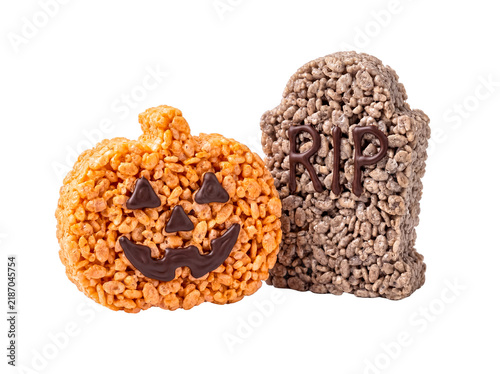 Fotografie Creepy Halloween rice krispie treats: a pumpkin and a tombstone with 'RIP' for a spooky party