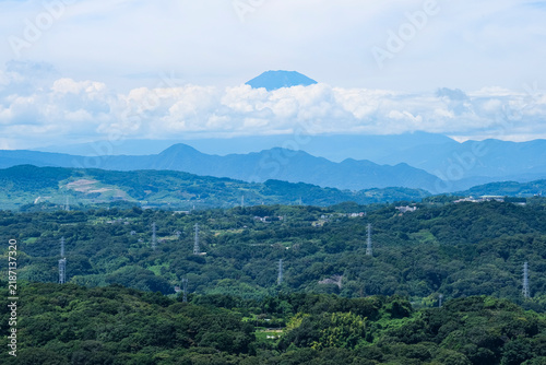 平塚市の湘南平展望台から眺める富士山