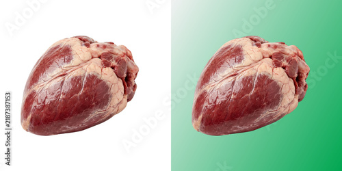 Foto Fresh raw animal heart meat organ isolated on white background