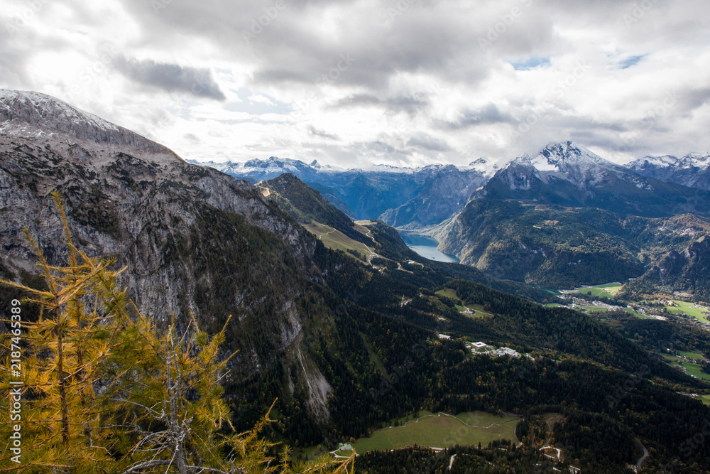 Fototapeta premium Panoramic view from Kehlstein mountain towards lake Konigssee in autumn, Bavaria, Germany