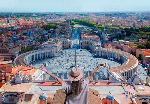 фотографія Famous Saint Peter's Square in Vatican and aerial view of the city - Rome, Italy