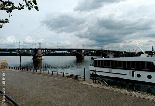 Theodor Heuss Bridge across the Rhine in Mainz, Germany