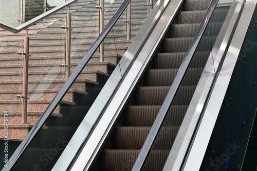 escalator in the airport
