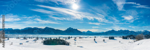 Panorama Winter-Landschaft im Allgäu bei Füssen mit Forggensee