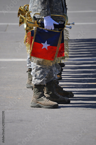 Fotografie Air Force cadet musicians with a bugle and a pennant bearing the Chilean flag