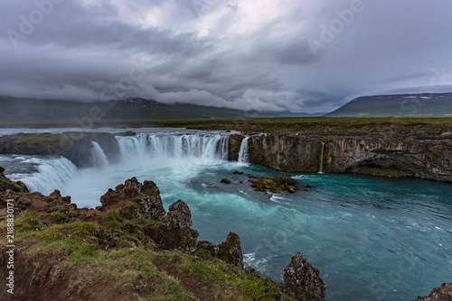Fotografie Godafoss Waterfall Panorama with Turquoise Pool, North Iceland