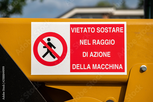 Safety sign: 