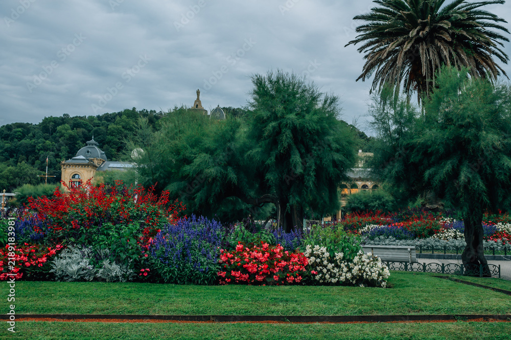 Obraz premium Alderdi-Eder Gardens in San Sebastian, Spain
