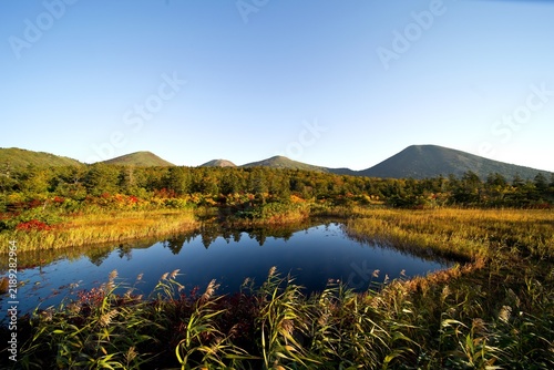 Konstfotografi 日本、青森、睡蓮沼の紅葉