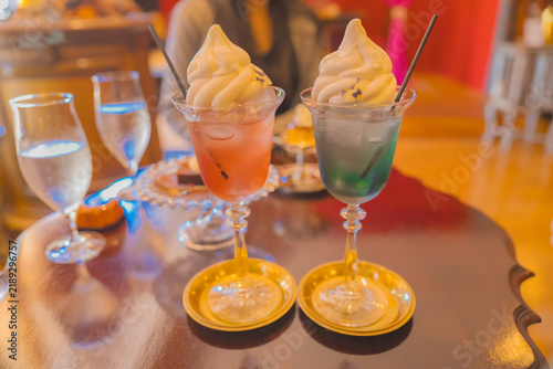 伊勢神宮の近くのカフェで食べた美味しいクリームソーダとケーキ