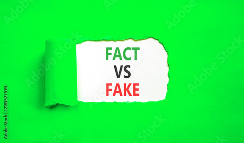 Фотография Fact vs versus fake words symbol