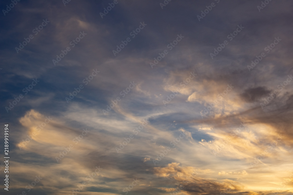 Obraz premium beautiful sky and clouds at sunset