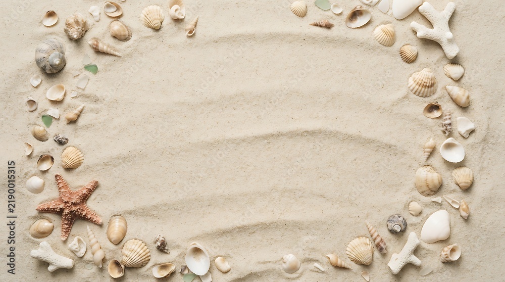 Obraz premium Seashells and starfish arranged on beach sand with central copy space for text