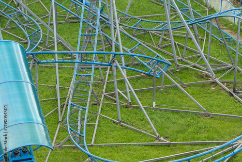 Fotografía Thrilling twists and turns of the roller coaster create excitement in the amusem