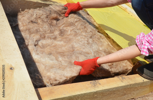 Roof insulation installation with mineral wool for energy efficient roofing roof insulation