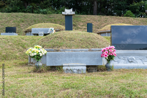 Canvastavla Tidied Korean traditional ancestral graves on a hill after weeding for Chuseok h