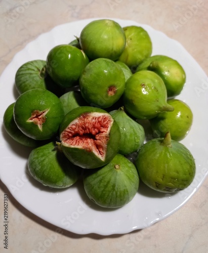 avocado and figs